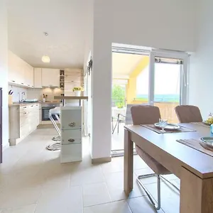 apartment-sabina-soline.primorje-gorskikotar.com/